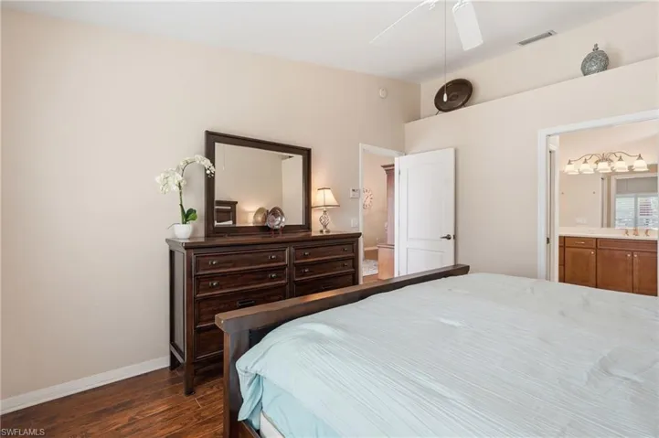 6513 Castlelawn Pl, Naples, Florida 34113