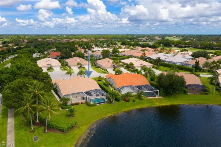 6513 Castlelawn Pl, Naples, Florida 34113