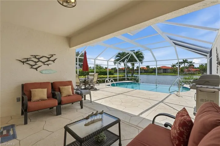 6513 Castlelawn Pl, Naples, Florida 34113