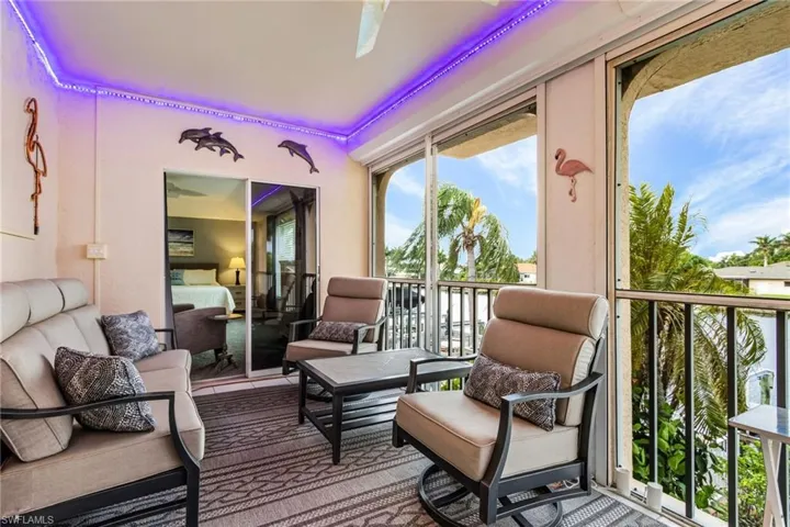 Balcony with outdoor lounge area