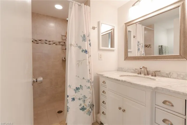 850 Meadowland Dr J, Naples, Florida 34108