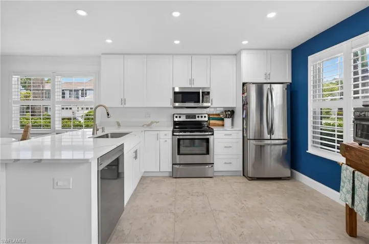 850 Meadowland Dr J, Naples, Florida 34108