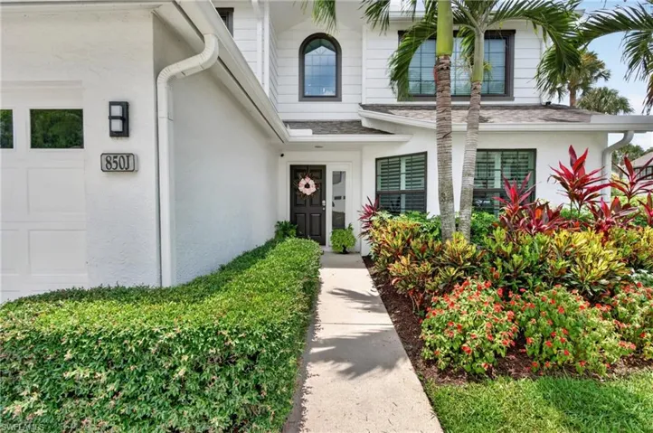 850 Meadowland Dr J, Naples, Florida 34108