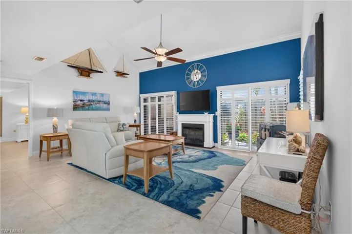 850 Meadowland Dr J, Naples, Florida 34108