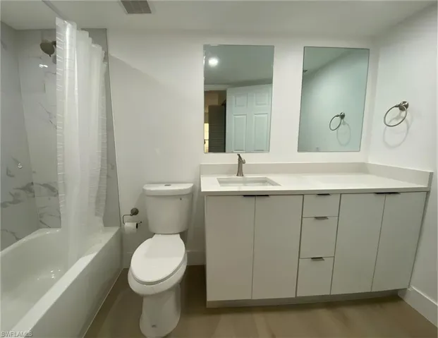 1765 Courtyard Way 103, Naples, Florida 34112
