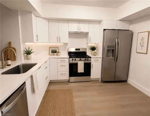 1765 Courtyard Way 103, Naples, Florida 34112