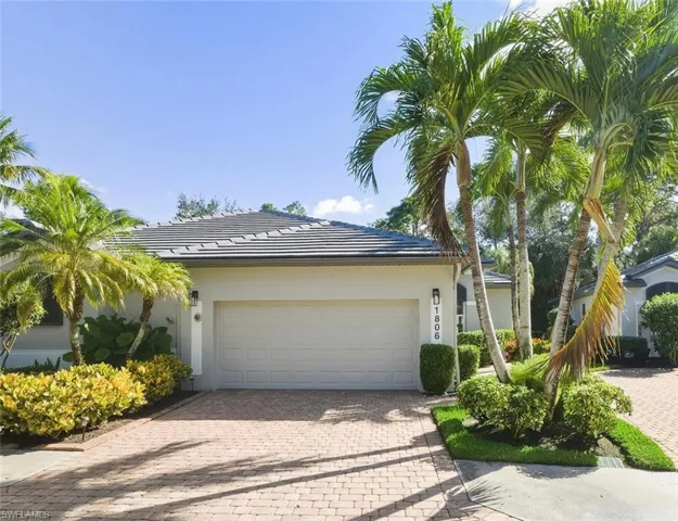 1806  Tarpon Bay S DR, Naples, FL 34119
