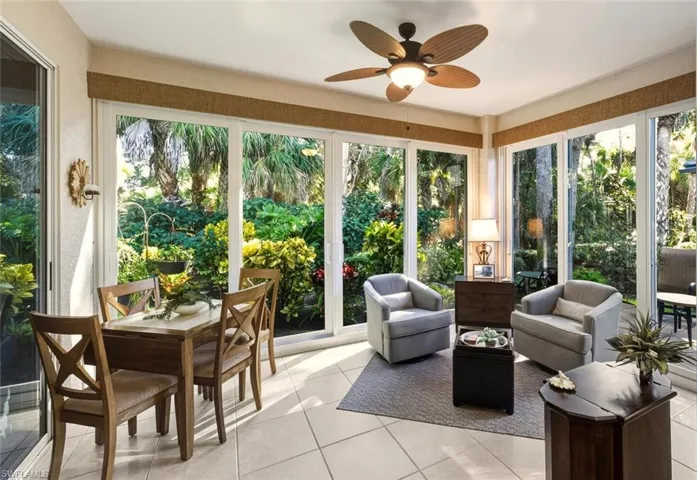 1806  Tarpon Bay S DR, Naples, FL 34119