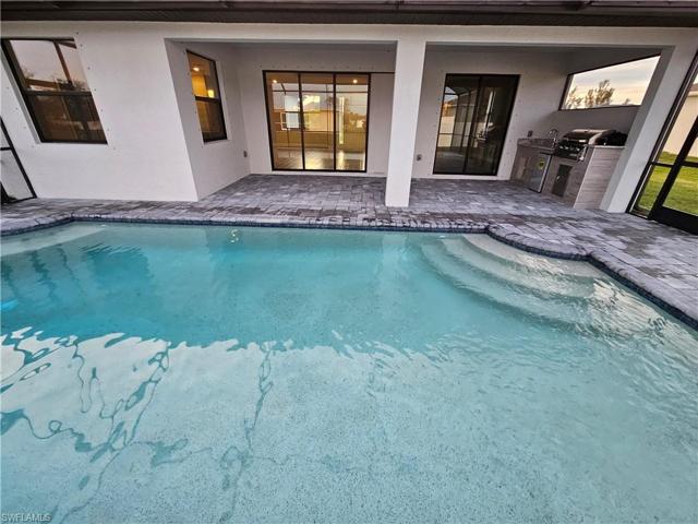 1015 NW 19th  PL, Cape Coral, FL 33993