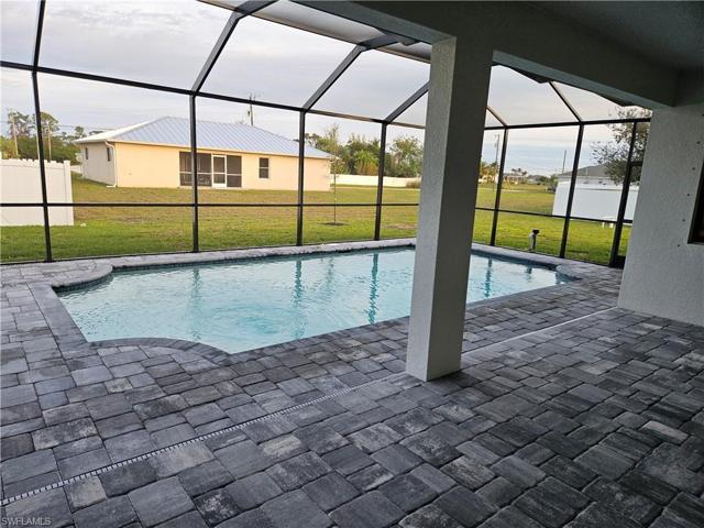 1015 NW 19th  PL, Cape Coral, FL 33993