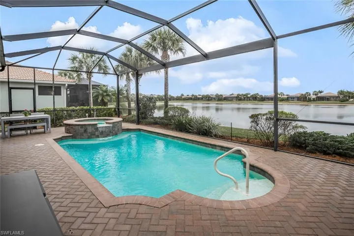 10643  Carena  CIR, Fort Myers, FL 33913