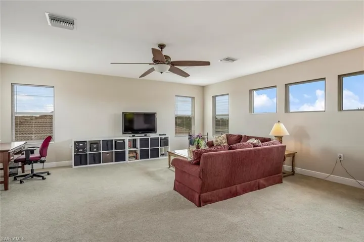 10643  Carena  CIR, Fort Myers, FL 33913
