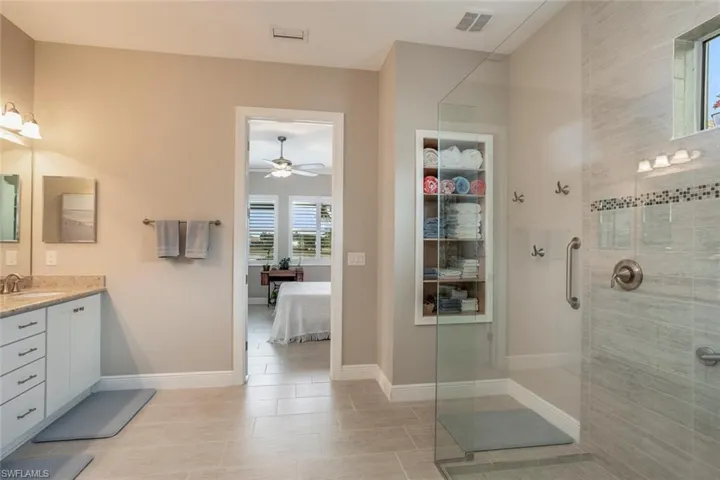 10643  Carena  CIR, Fort Myers, FL 33913