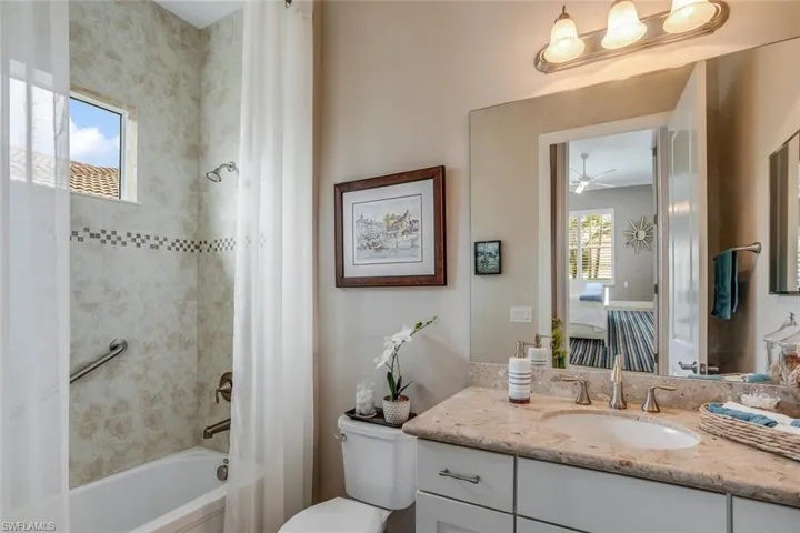 10643  Carena  CIR, Fort Myers, FL 33913
