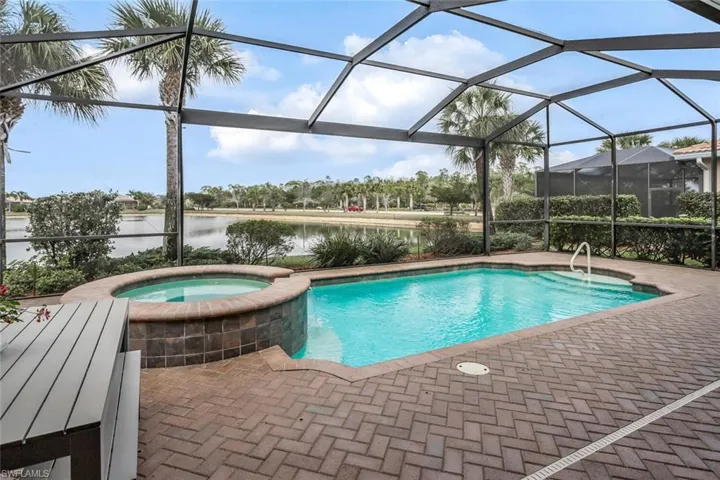 10643  Carena  CIR, Fort Myers, FL 33913