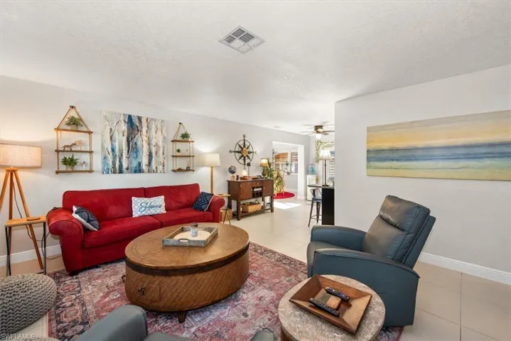 3945 Edgewood Ave, Fort Myers, Florida 33916