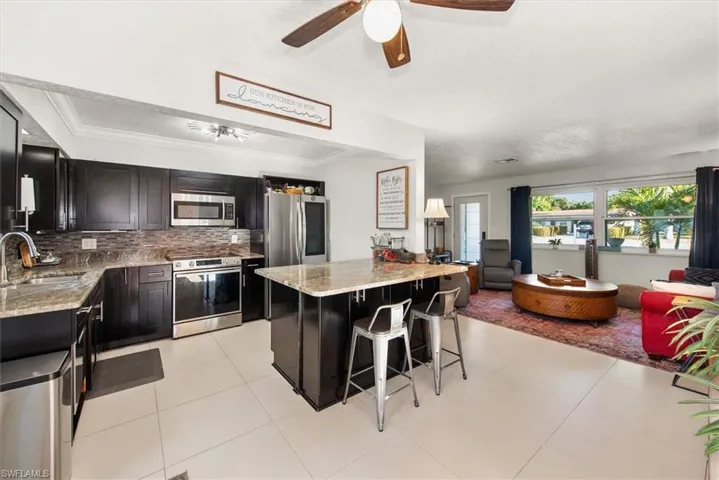 3945 Edgewood Ave, Fort Myers, Florida 33916