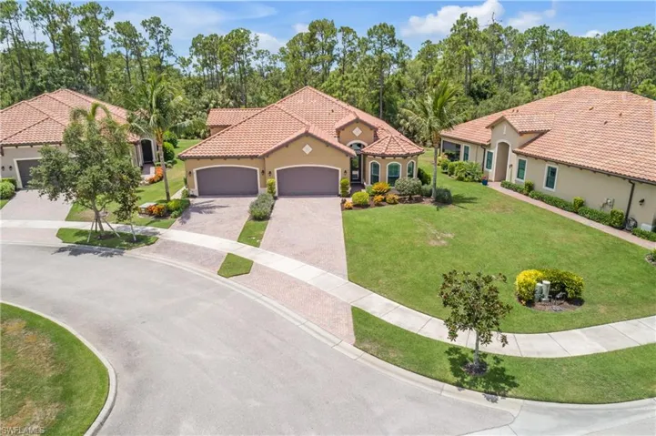 Beautifully maintained and landscaped,with oversized lot and extra long driveway. This home sits on a small eyebrow in the community with very little traffic and plenty of space for guest parking.