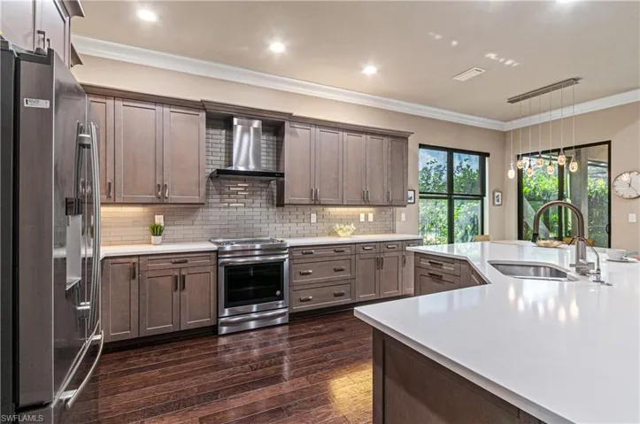 Gourmet Kitchen