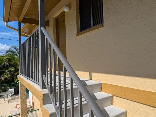 1318 Se 40th Ter 4, Cape Coral, Florida 33904