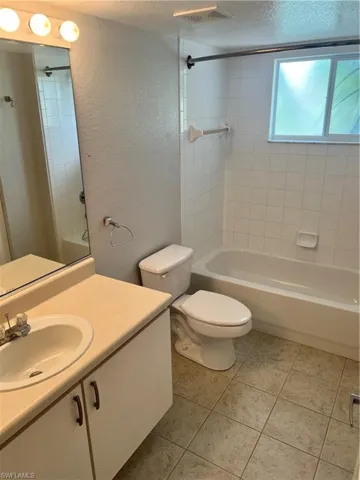8271 Key Royal Cir 931, Naples, Florida 34119