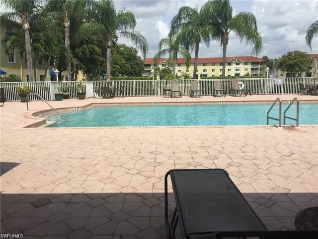 8271 Key Royal Cir 931, Naples, Florida 34119