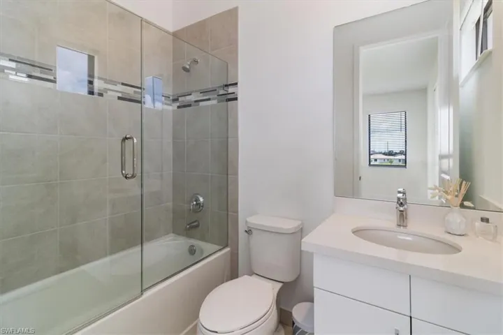 BR 4 in-suite bathroom