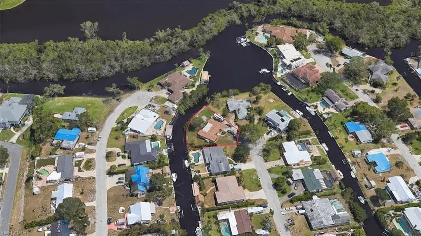 1037 Ione Dr, Fort Myers, Florida 33919