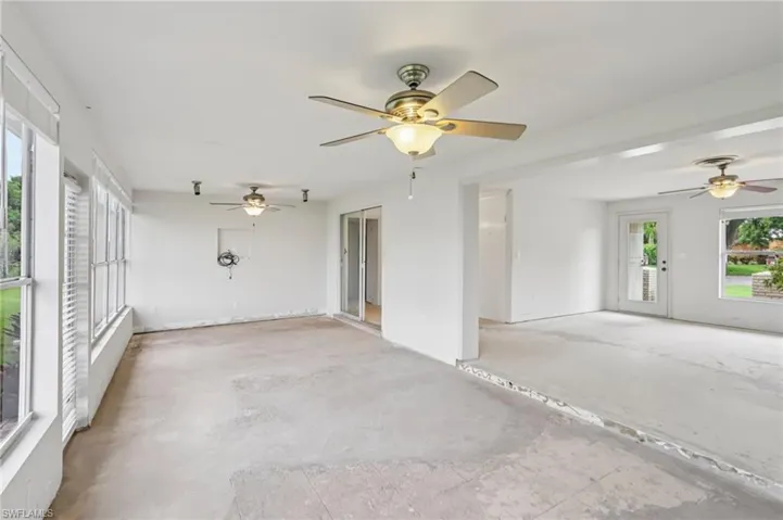 1037 Ione Dr, Fort Myers, Florida 33919