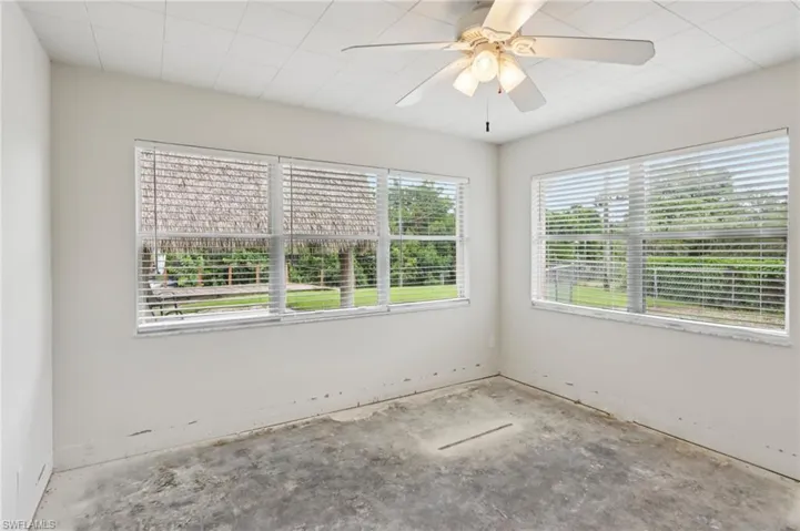 1037 Ione Dr, Fort Myers, Florida 33919