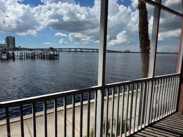 2743 1st St # 104, Fort Myers, Florida 33916