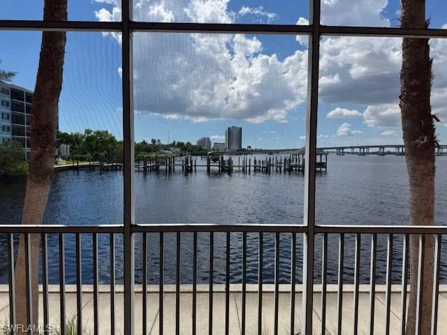 2743 1st St # 104, Fort Myers, Florida 33916