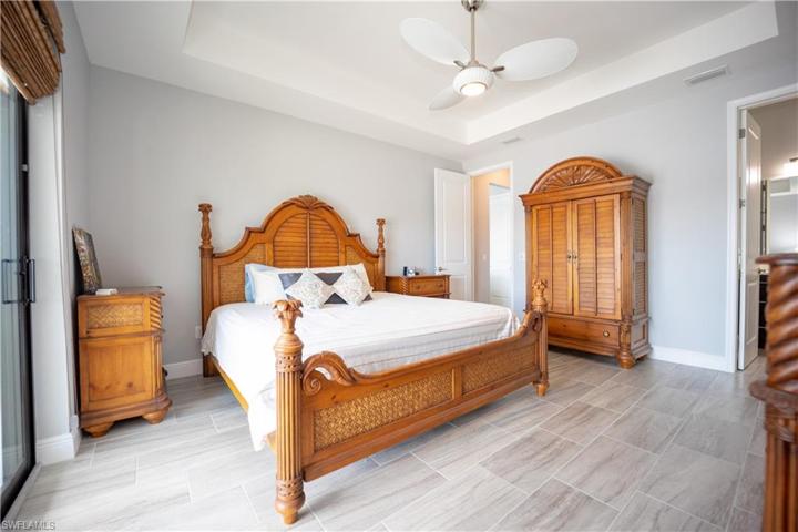 2116 NW 41st PL, CAPE CORAL FL 33993