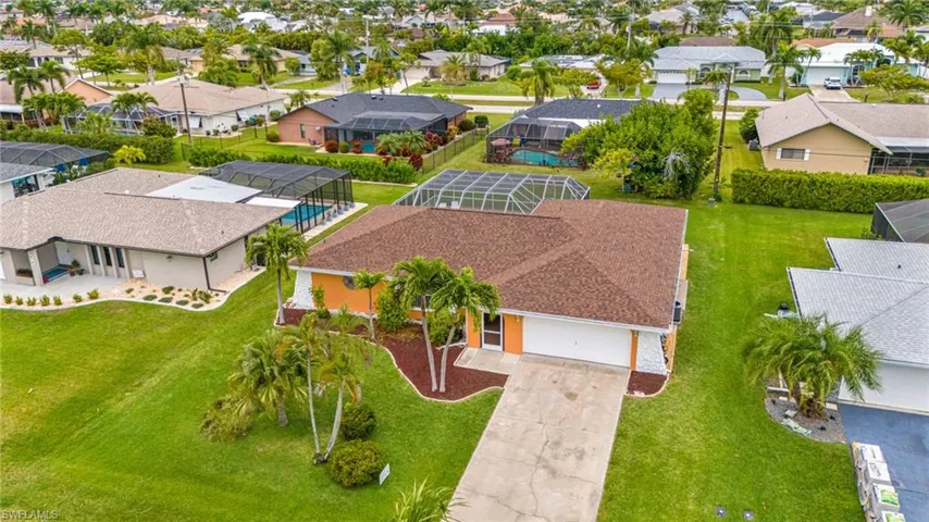 815 SW 56th ST, CAPE CORAL FL 33914