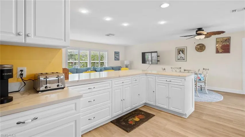 815 SW 56th ST, CAPE CORAL FL 33914