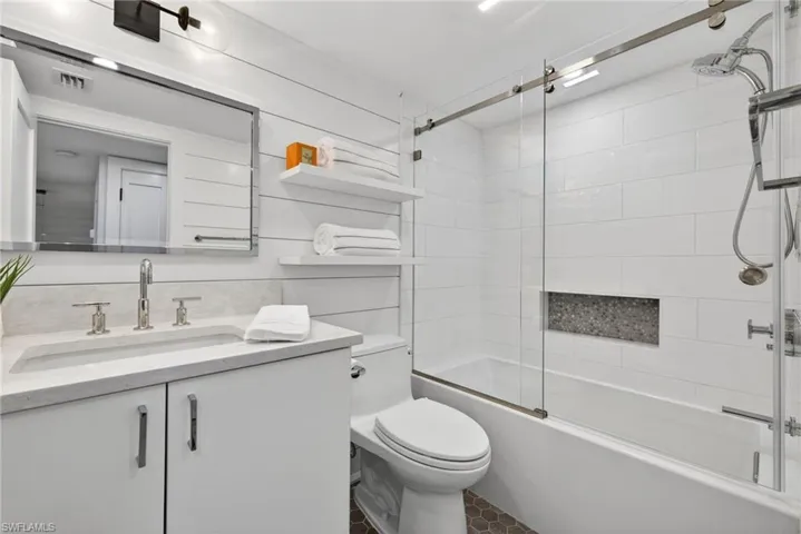 6080  PELICAN BAY  BLVD, Naples, FL 34108