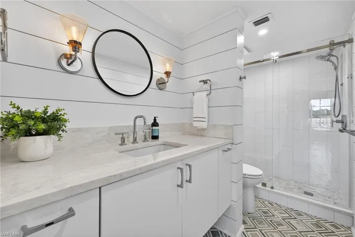 6080  PELICAN BAY  BLVD, Naples, FL 34108