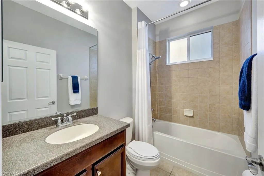 1574 Double Eagle TRL, Naples, FL 34120,225062061