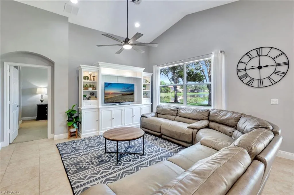 1574 Double Eagle TRL, Naples, FL 34120,225062061