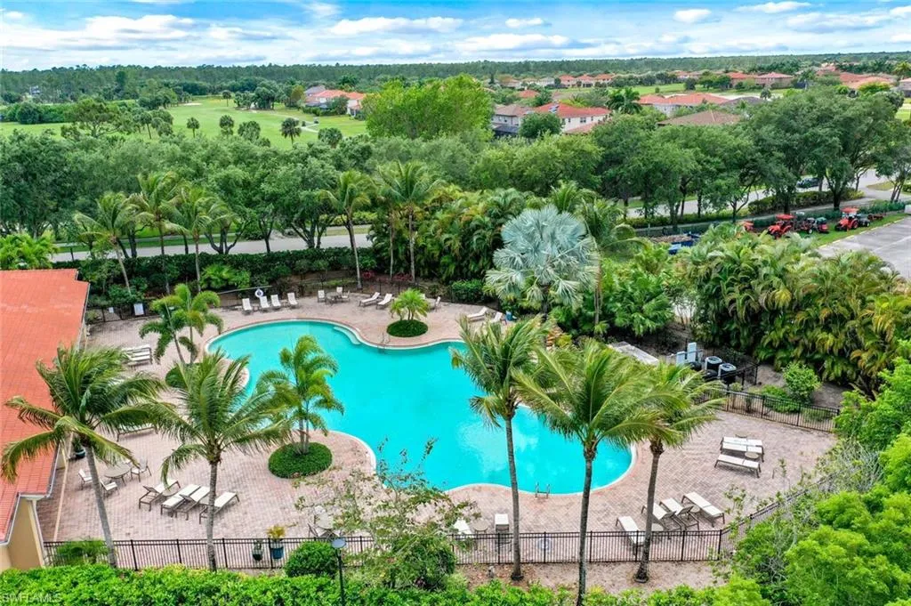 1574 Double Eagle TRL, Naples, FL 34120,225062061