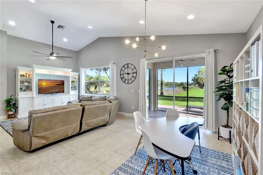 1574 Double Eagle TRL, Naples, FL 34120,225062061