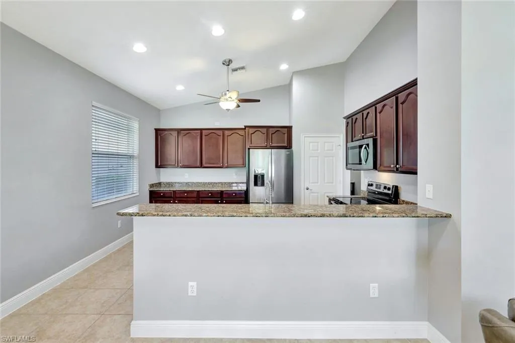 1574 Double Eagle TRL, Naples, FL 34120,225062061