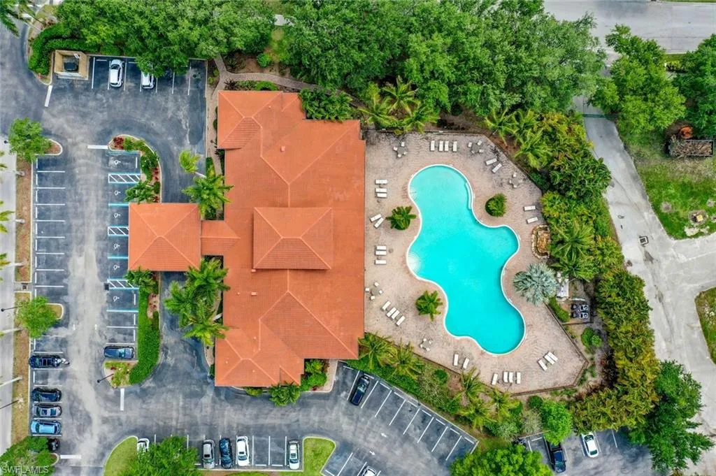 1574 Double Eagle TRL, Naples, FL 34120,225062061