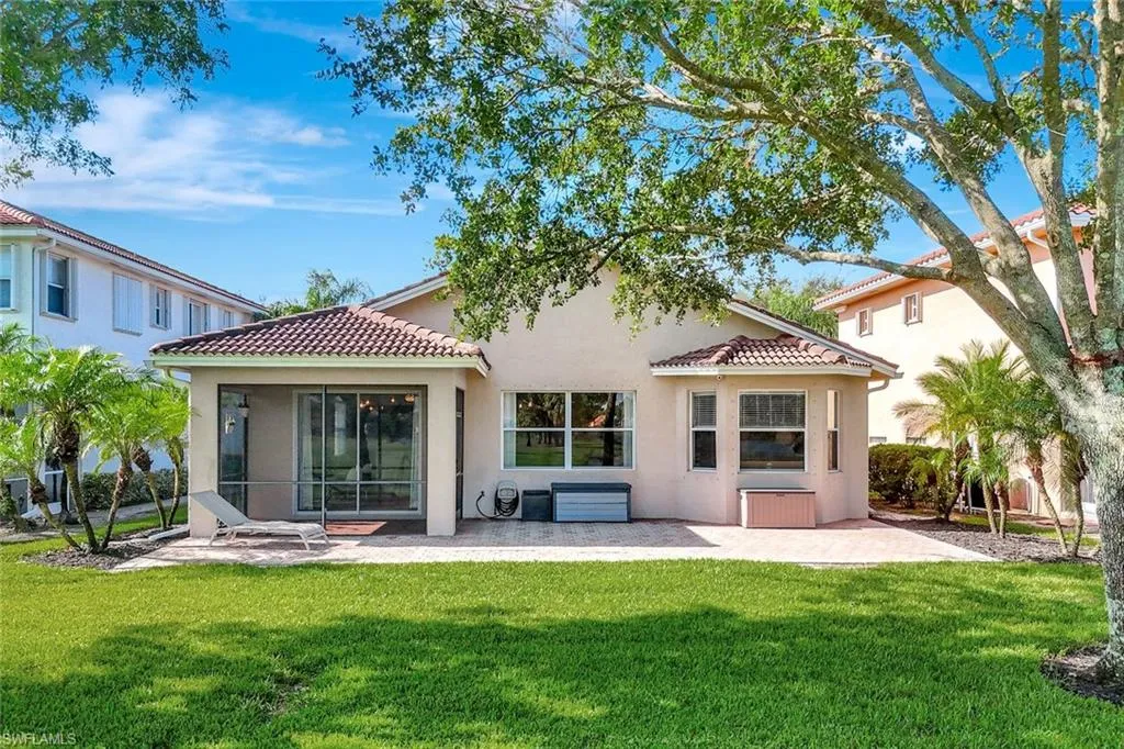 1574 Double Eagle TRL, Naples, FL 34120,225062061
