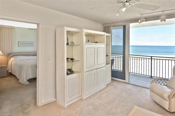 180  SEAVIEW  CT, MARCO ISLAND, FL 34145