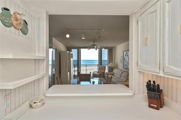 180  SEAVIEW  CT, MARCO ISLAND, FL 34145