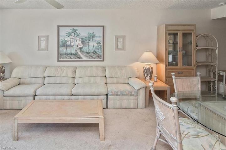 180  SEAVIEW  CT, MARCO ISLAND, FL 34145