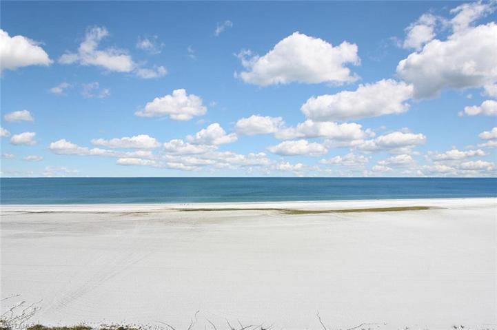 180  SEAVIEW  CT, MARCO ISLAND, FL 34145