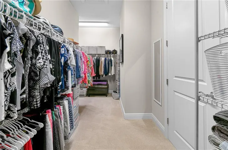 THE MASTER BEDROOM CLOSET IS ENORMOUS!