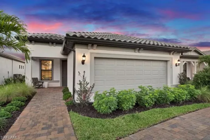 1904  Sierra  CT, Naples, FL 34120